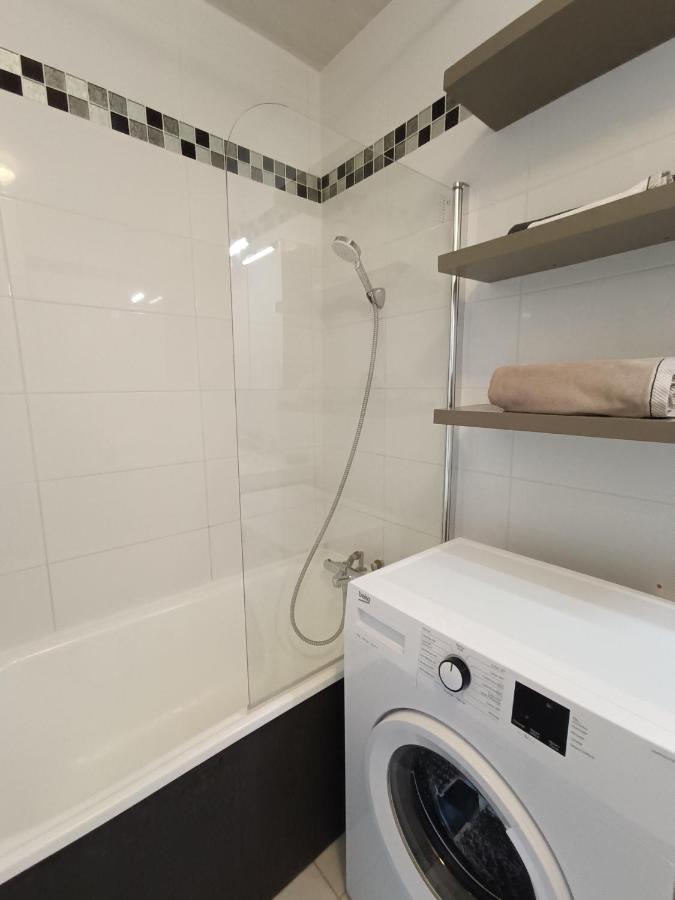 Апартаменты Les Narcisses, Cosy Mis A Neuf, Vue Mer, Idealement Place Курсёль-сюр-Мер Экстерьер фото